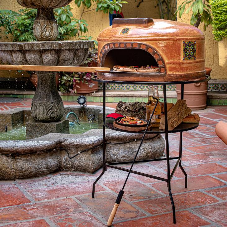 Accessories Plow & Hearth Talavera Genoa Pizza Oven NFLB2947