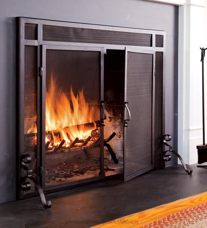 Fireplace Plow & Hearth Flat Guard Fire Screens With Doors in Solid Steel NFLB2874
