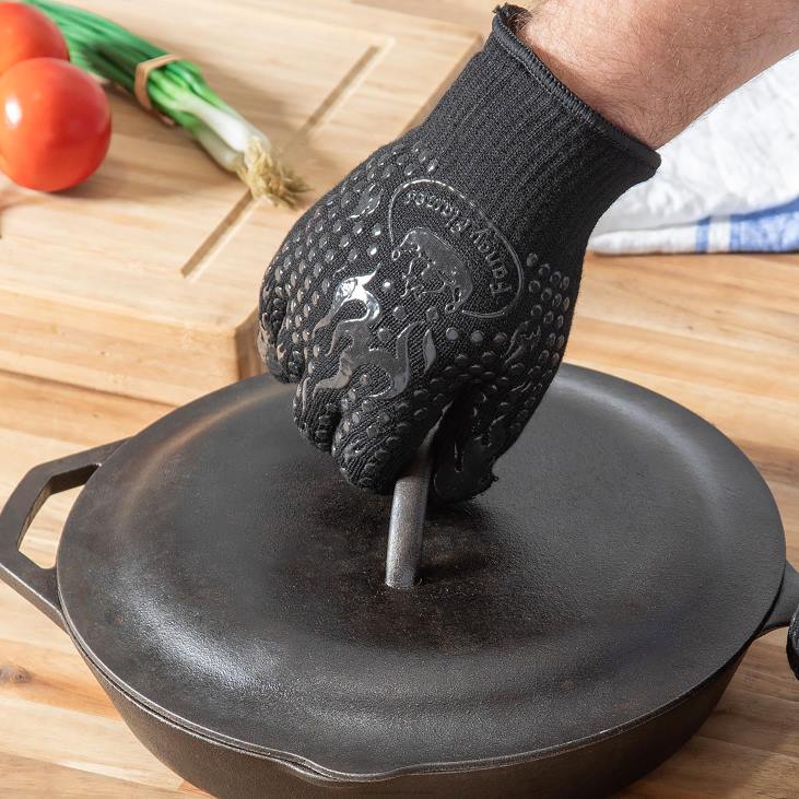 Fireplace Plow & Hearth Single Heat-Resistant BBQ Glove NFLB2830