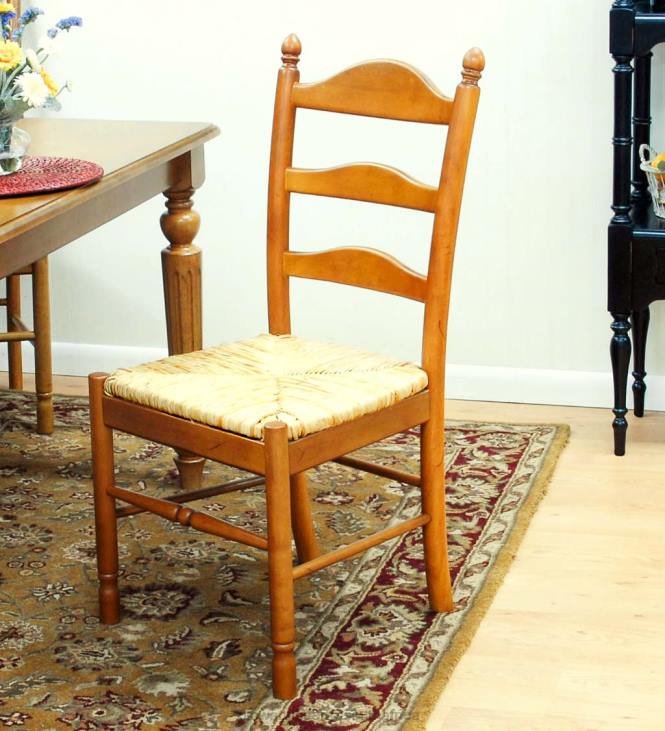 Furniture Plow & Hearth Farmhouse Hardwood Ladder Back Chair - English Pine NFLB2032