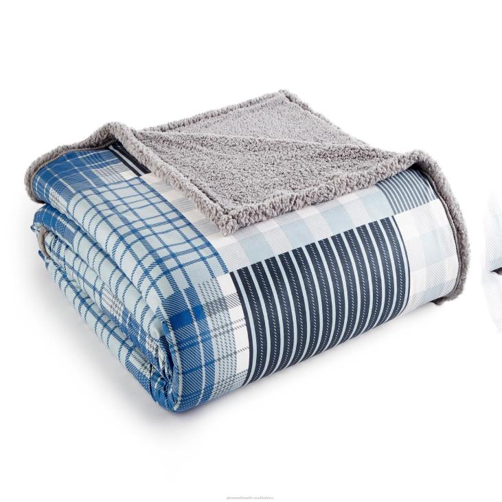 Houseware Plow & Hearth Reversible Patterned Micro Flannel Sherpa Blanket - Berry Patch Plaid - King NFLB2687
