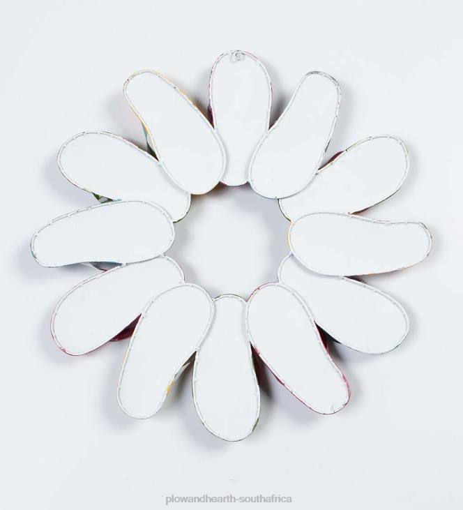 Houseware Plow & Hearth Boho Style Summer Flip-Flop Metal Wreath NFLB1510