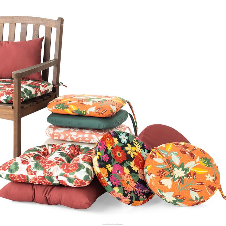 Houseware Plow & Hearth Classic Round Chair Cushion with Ties, 16dia. x 2- Petal Pushing NFLB1557