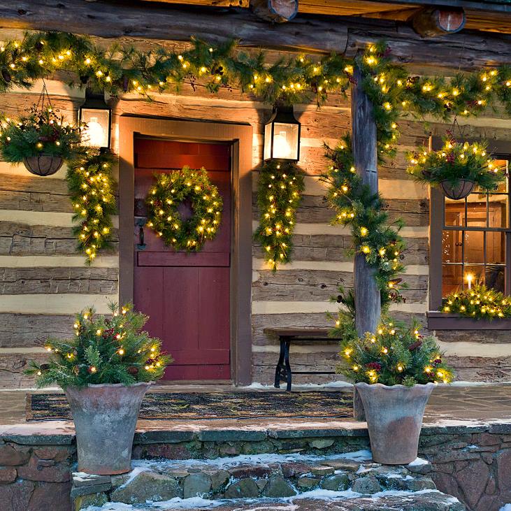 Houseware Plow & Hearth Indoor/Outdoor Blue Ridge Greenery with Battery-Operated Dual-Function Lights NFLB1479