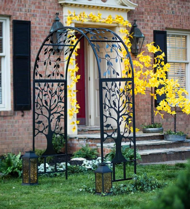 Houseware Plow & Hearth Indoor/Outdoor Lighted Golden Sugar Maple Leaf Garland with 24 Lights NFLB1562