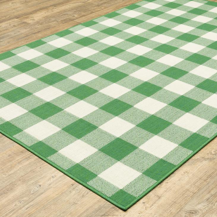 Houseware Plow & Hearth Buffalo Plaid Indoor and Outdoor Polypropylene Rug NFLB1427