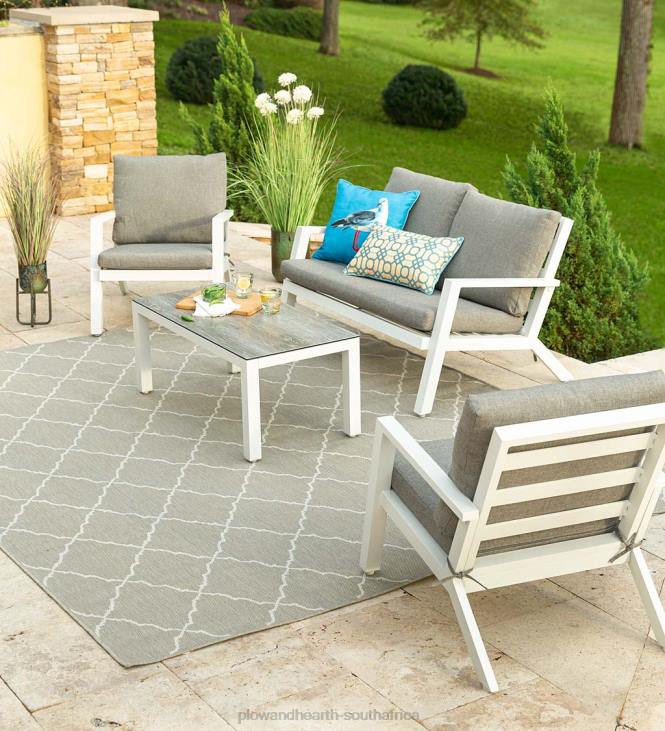 Houseware Plow & Hearth Hamilton Latticework Indoor/Outdoor Rug NFLB1438