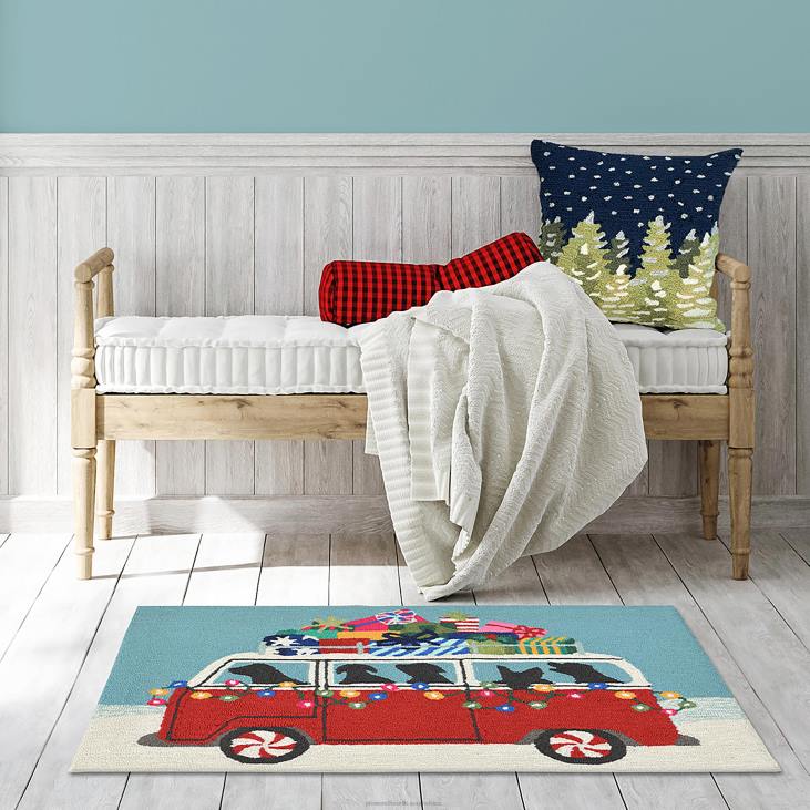 Houseware Plow & Hearth Indoor/Outdoor Hand-Hooked Happy Howlidays Accent Rug NFLB1332