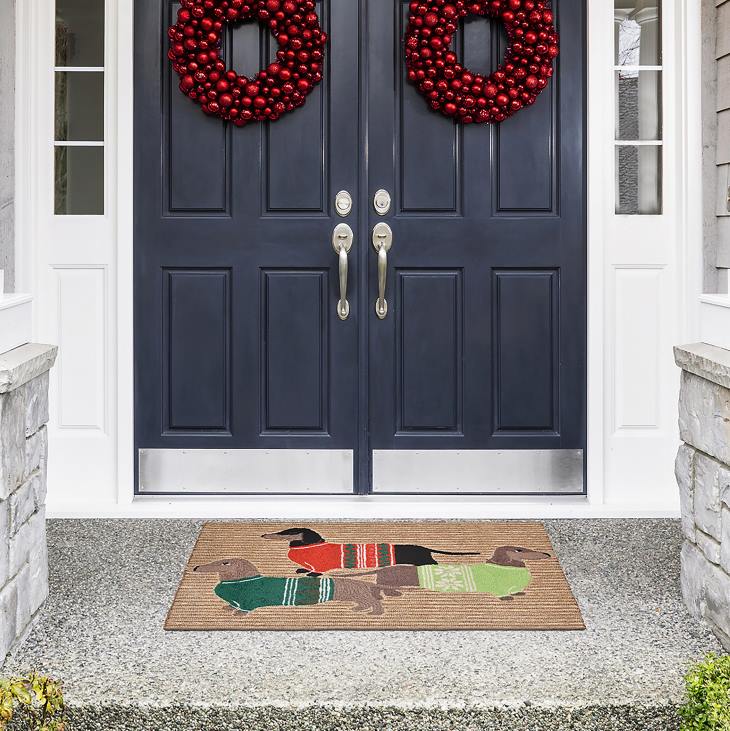 Houseware Plow & Hearth Indoor/Outdoor Hand-Hooked Holiday Sweater Dogs Accent Rug NFLB1336