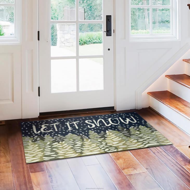 Houseware Plow & Hearth Indoor/Outdoor Hand-Hooked Let It Snow Accent Rug NFLB1307