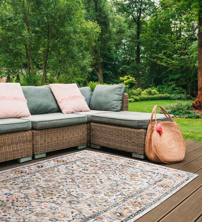 Houseware Plow & Hearth Indoor/Outdoor Penelope Garden Rug NFLB1428