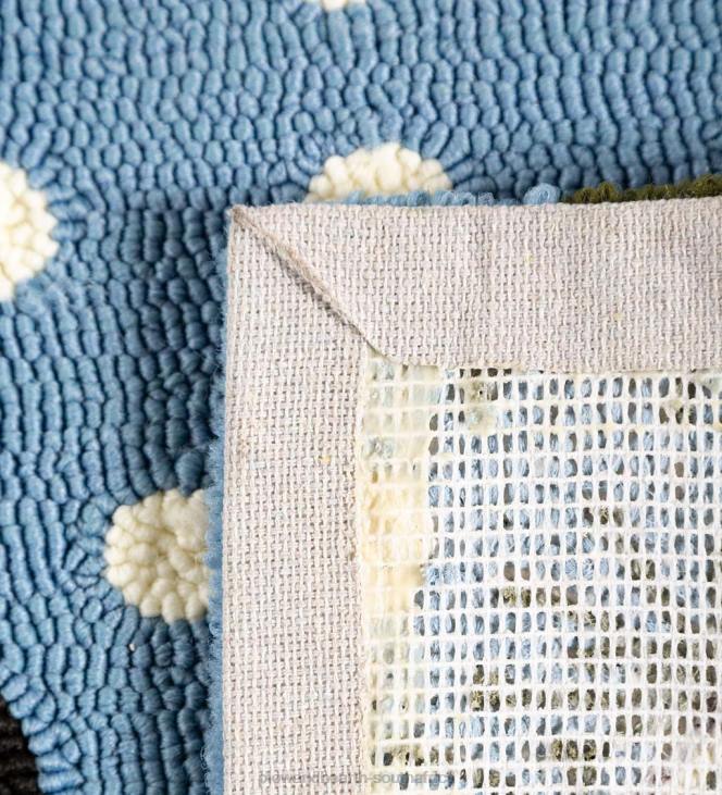 Houseware Plow & Hearth Indoor/Outdoor Snowman & Birdhouse Hooked Polypropylene Accent Rug NFLB1278