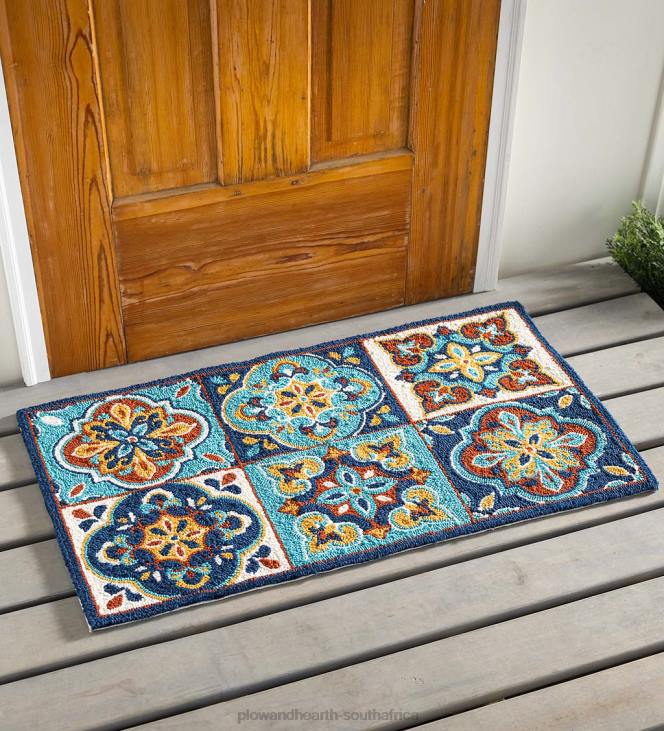 Houseware Plow & Hearth Indoor/Outdoor Tile-Inspired Hooked Polypropylene Accent Rug NFLB1289