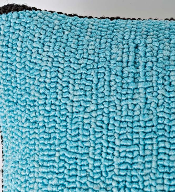 Houseware Plow & Hearth Indoor/Outdoor Blue Butterfly Hand Hooked Polypropylene Throw Pillow NFLB1267