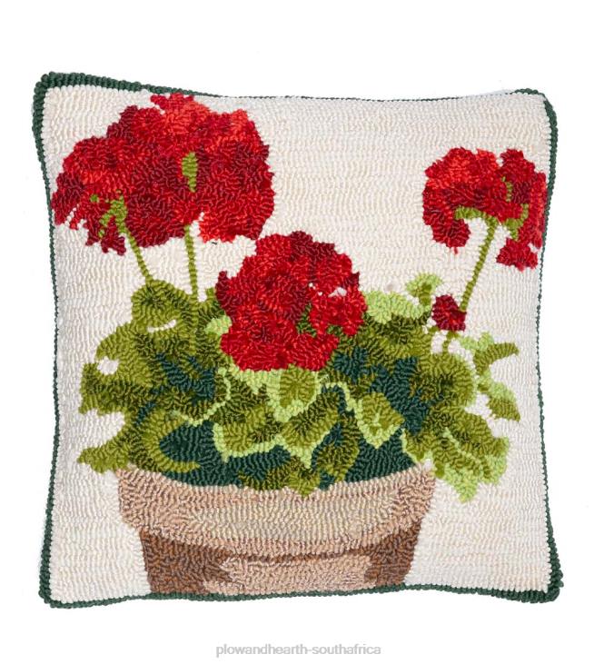 Houseware Plow & Hearth Indoor/Outdoor Geranium Hand Hooked Polypropylene Throw Pillow NFLB1247