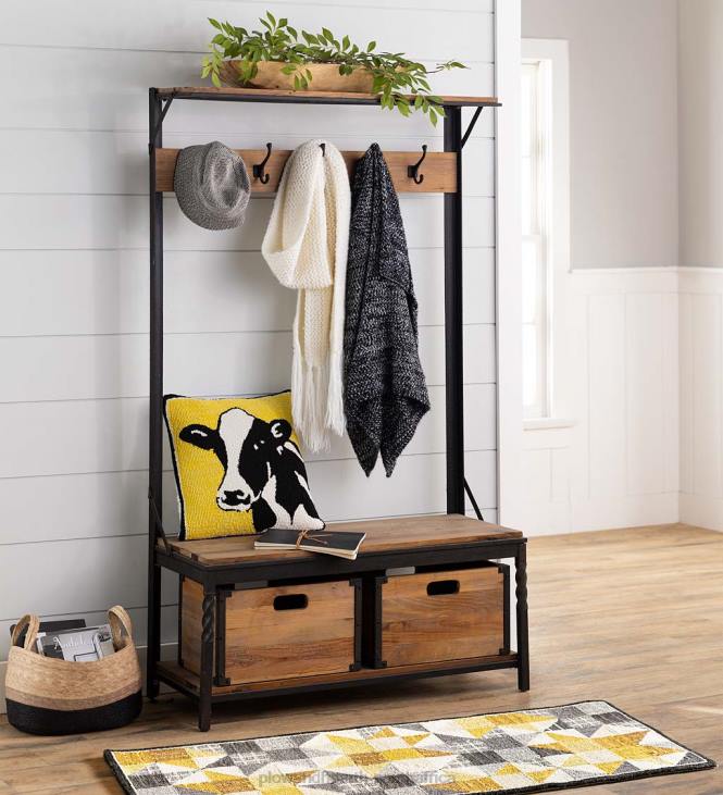 Houseware Plow & Hearth Indoor/Outdoor Hooked Polypropylene Cow Throw Pillow NFLB1257