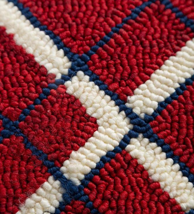 Houseware Plow & Hearth Indoor/Outdoor Patriotic Plaid Polypropylene Hooked Pillow NFLB1255