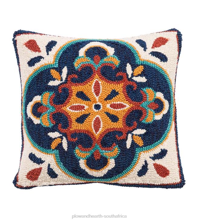 Houseware Plow & Hearth Indoor/Outdoor Tile-Inspired Hooked Polypropylene Throw Pillow NFLB1235