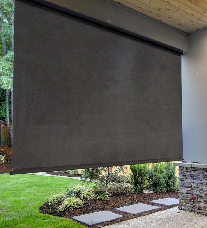 Houseware Plow & Hearth Deluxe Roll-Up Outdoor Solar Shade with Cordless Crank NFLB1461