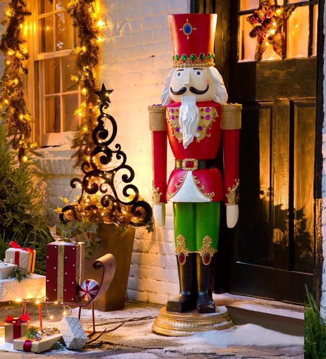 Houseware Plow & Hearth Giant Nutcracker Statue NFLB3107