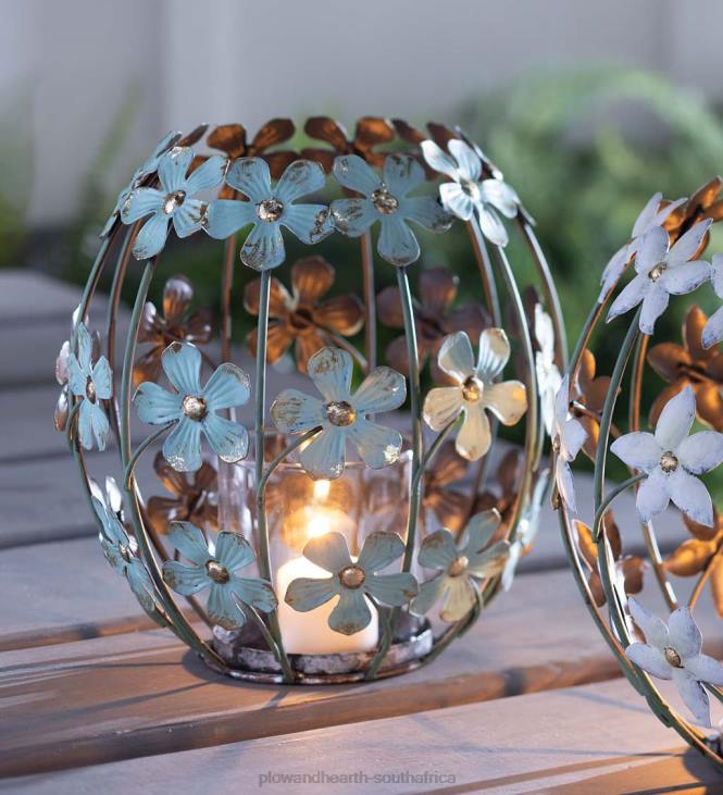 Houseware Plow & Hearth Blue Flower Metal Votive Holder NFLB2342