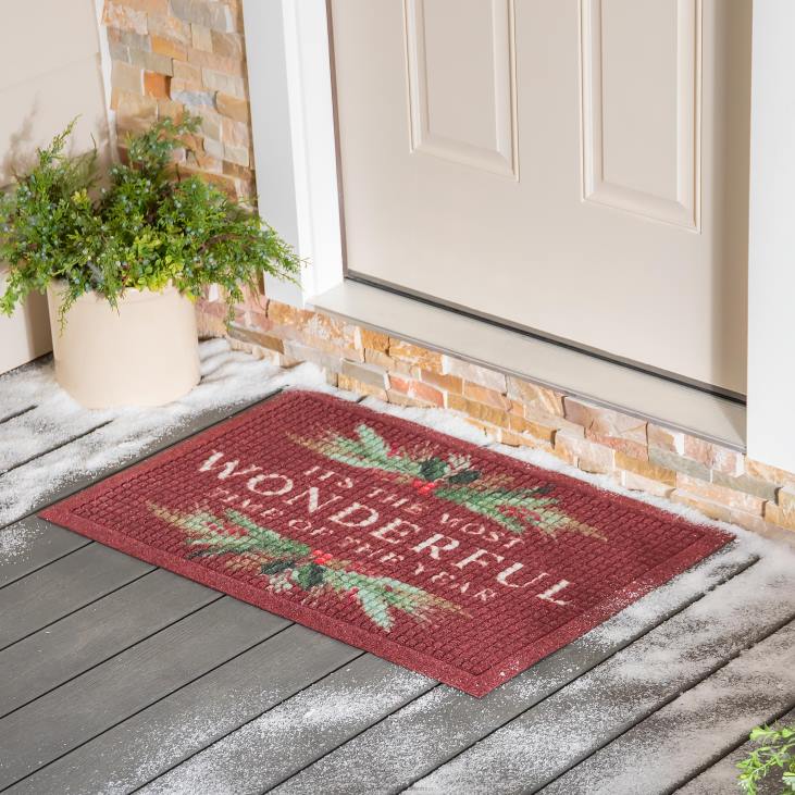 Houseware Plow & Hearth Waterhog Wonderful Time Holly Indoor/Outdoor Doormat, 2' x 3' NFLB1723