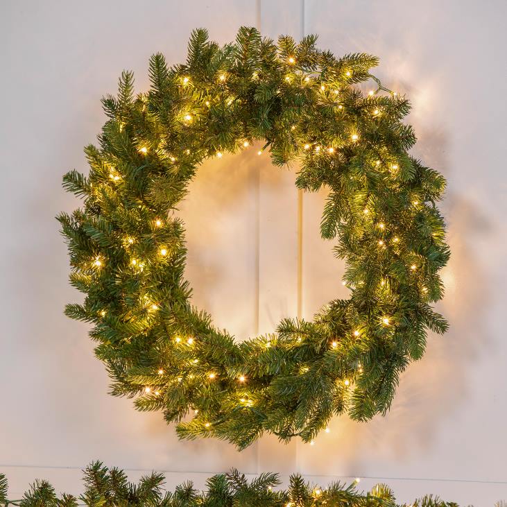 Houseware Plow & Hearth Arlington Indoor/Outdoor Lighted Holiday Wreath NFLB1697