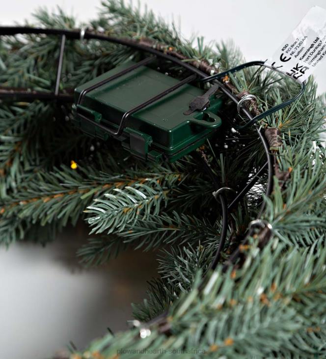 Houseware Plow & Hearth Misty Pine Lighted Holiday Wreath NFLB1709
