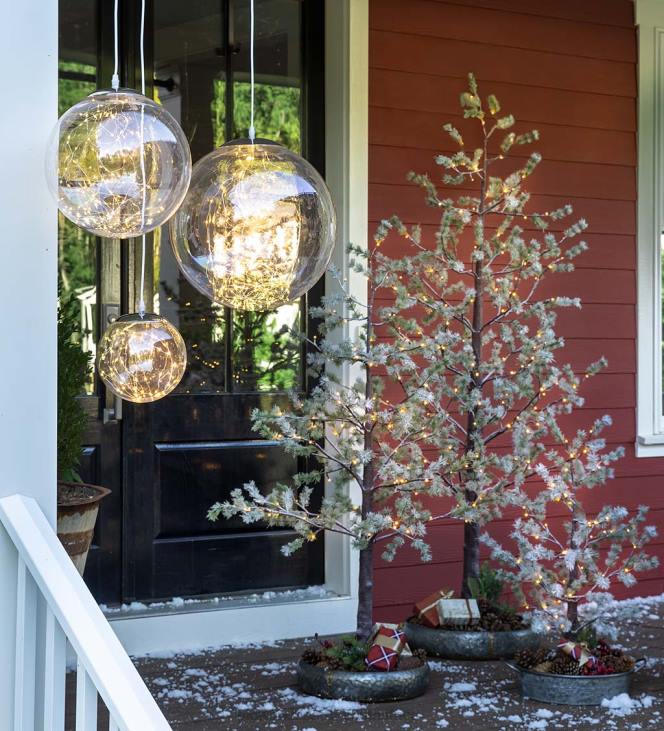 Houseware Plow & Hearth Indoor/Outdoor Lighted Acrylic Orbs with Micro LEDs NFLB1663