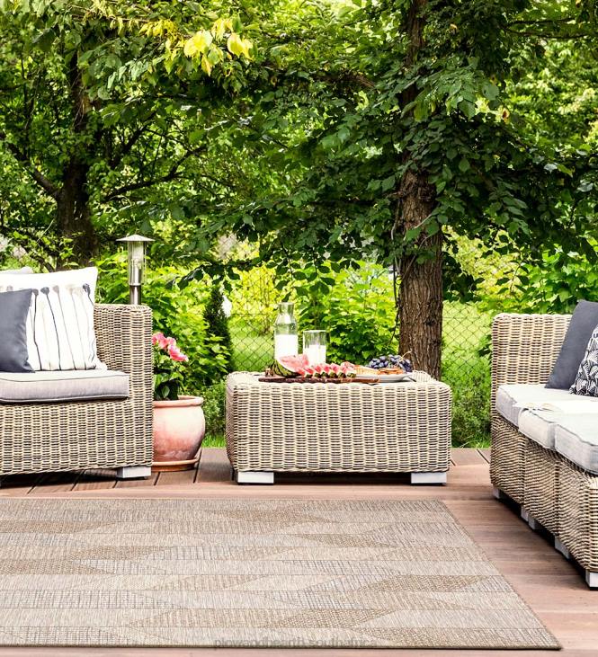 Rugs & Mats Plow & Hearth Indoor/Outdoor Beachcomber Angles Rug NFLB1803