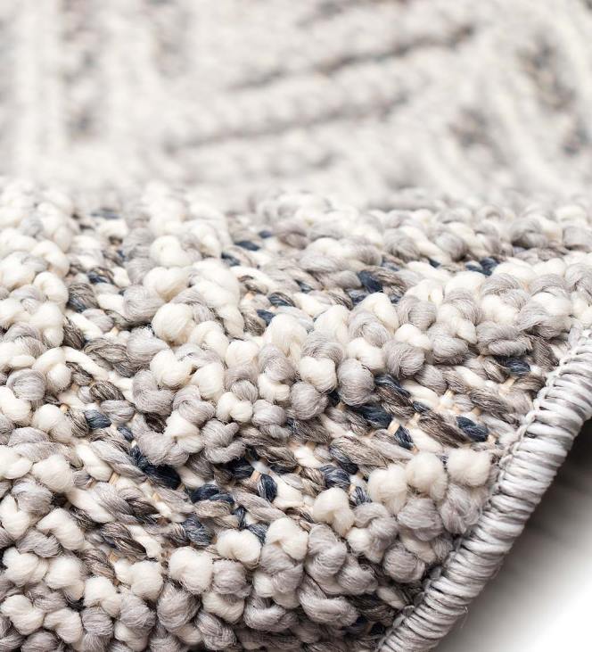 Rugs & Mats Plow & Hearth Indoor/Outdoor Kitty Hawk Chevron Rug NFLB1800