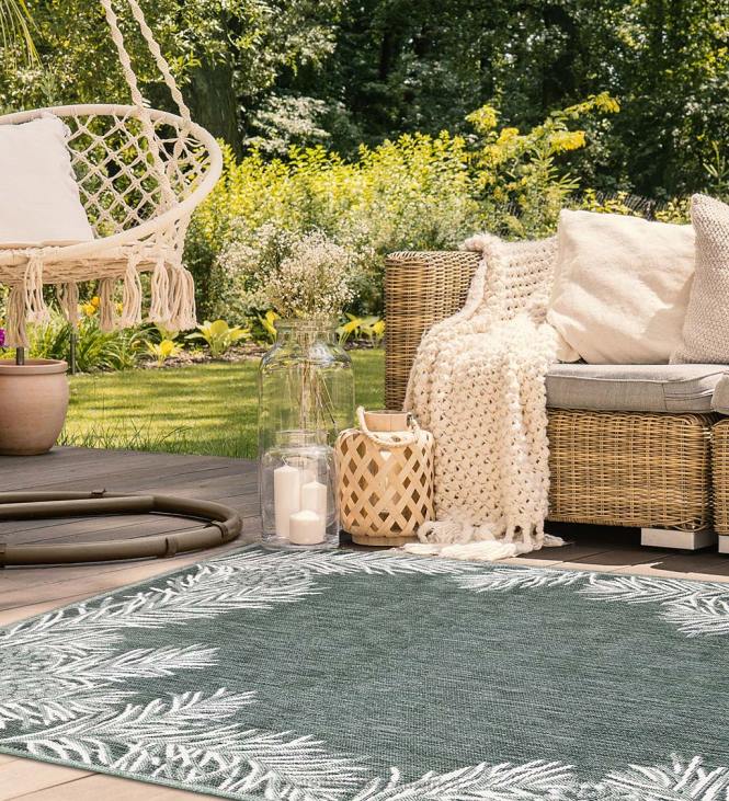 Rugs & Mats Plow & Hearth Indoor/Outdoor Pine Grove Border Rug NFLB1825