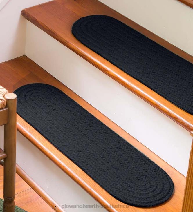 Rugs & Mats Plow & Hearth Solid Color Country Classic Braided Polypropylene Stair Treads, Set of 4 - Black NFLB1913