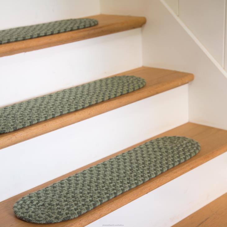 Rugs & Mats Plow & Hearth USA-Made Wool Braided Virginia Stair Tread, Set of 4 - Frost NFLB1914