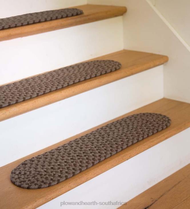 Rugs & Mats Plow & Hearth USA-Made Wool Braided Virginia Stair Tread, 8x 28- Frost NFLB1916