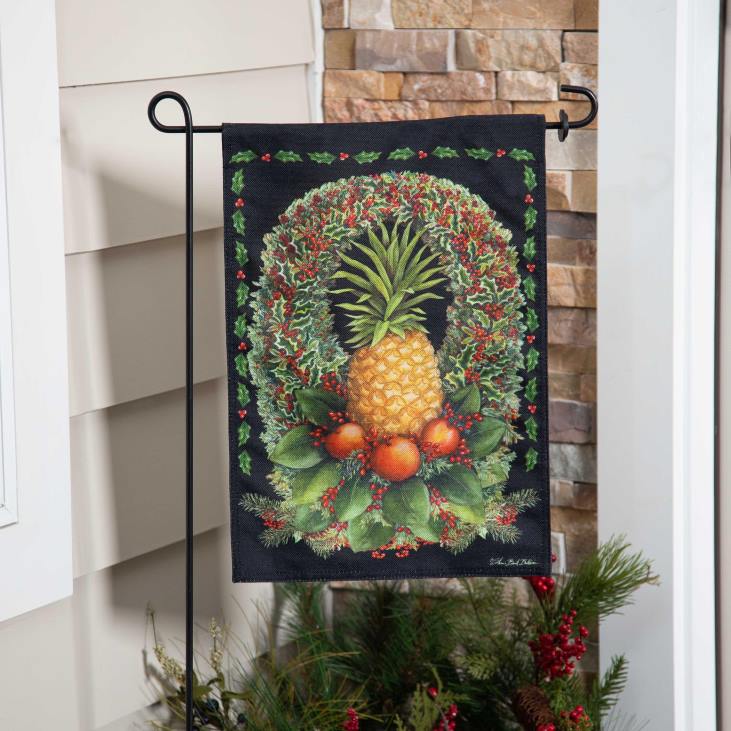 Seasonal & Gifts Plow & Hearth Christmas Pineapple Burlap Garden Flag NFLB524