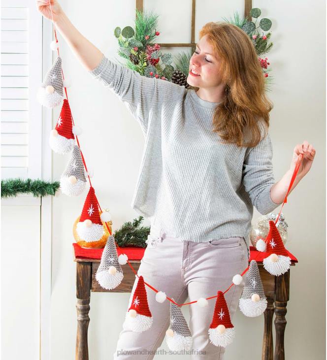 Seasonal & Gifts Plow & Hearth Plush Gnome Hanging Garland NFLB2153