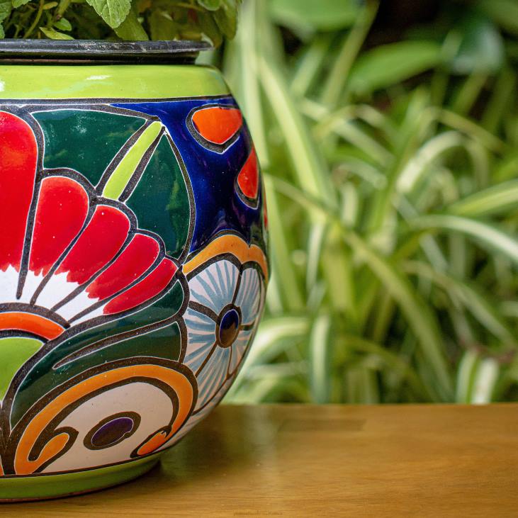 Seasonal & Gifts Plow & Hearth Green Talavera Baul Planter, Medium NFLB3229