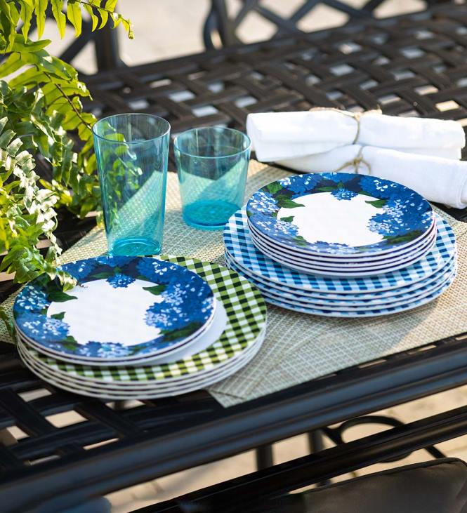 Seasonal & Gifts Plow & Hearth Colorful Melamine Outdoor Safe Plates, Set of 6 NFLB3081
