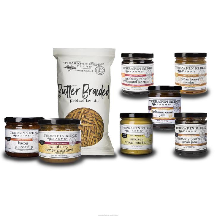 Seasonal & Gifts Plow & Hearth USA-Made Charcuterie Celebration Sampler NFLB3035