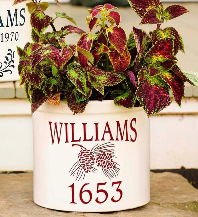 Seasonal & Gifts Plow & Hearth Personalized Pine Cone Crock - Red NFLB3070
