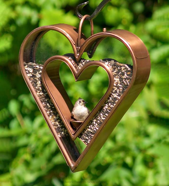 Yard & Garden Plow & Hearth Heart-Shaped Copper and Plexiglass Fly-Thru Bird Feeder - Copper NFLB744
