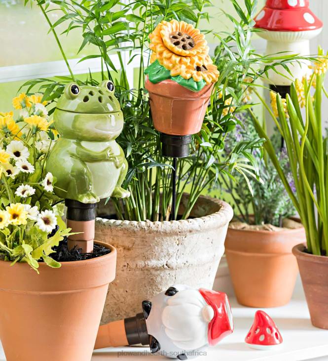 Yard & Garden Plow & Hearth All-In-One Ceramic Fruit Fly/Fungus Gnat Trap with Watering Globe - Mushroom NFLB905