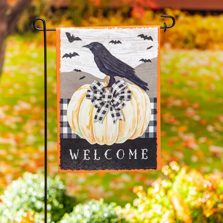 Yard & Garden Plow & Hearth Black Crow Suede Garden Flag NFLB608