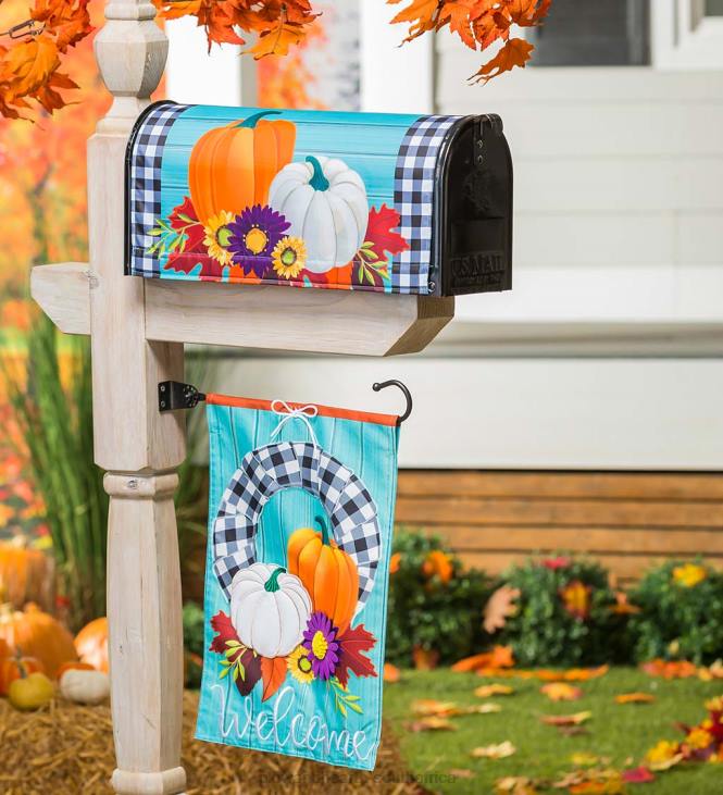 Yard & Garden Plow & Hearth Fall Wreath and Buffalo Check Linen Garden Flag NFLB568
