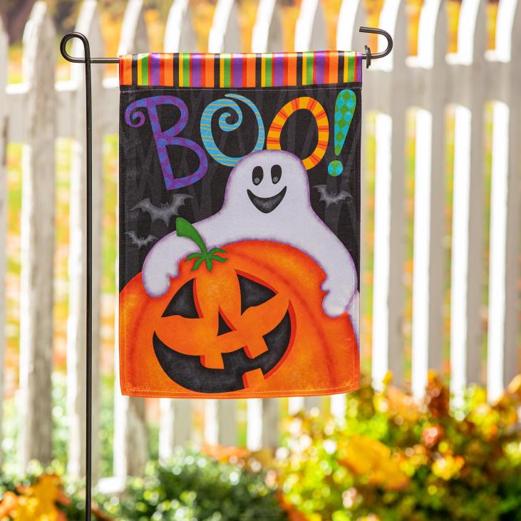 Yard & Garden Plow & Hearth Halloween Friends Lustre Garden Flag NFLB604