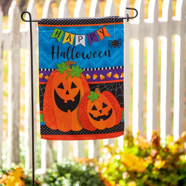 Yard & Garden Plow & Hearth Halloween Greetings Lustre Garden Flag NFLB596