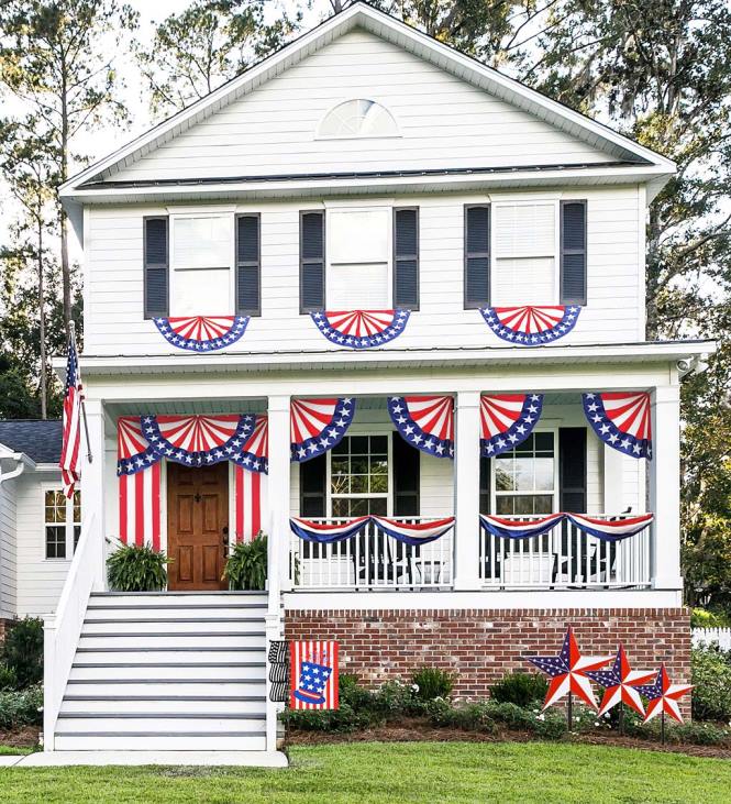 Yard & Garden Plow & Hearth Large Half-Round Stars and Stripes Bunting NFLB322