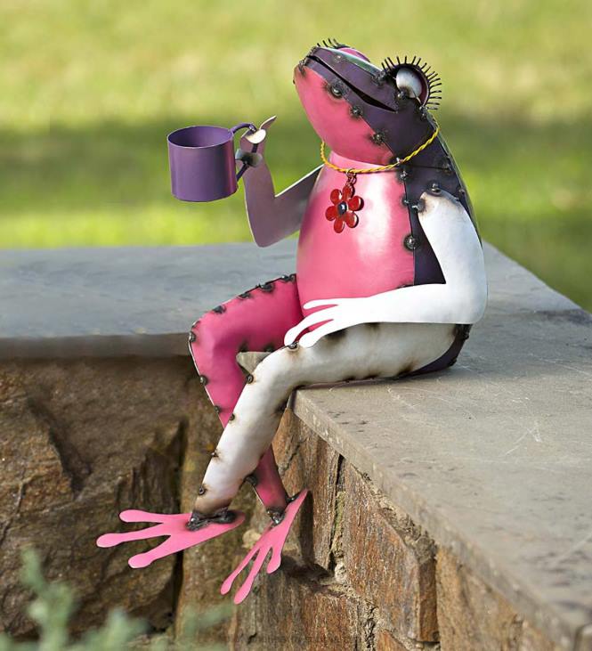 Yard & Garden Plow & Hearth Recycled Metal Tea Frog Garden Art NFLB68