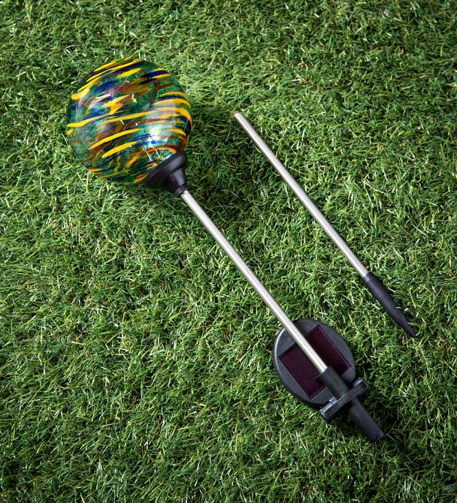 Yard & Garden Plow & Hearth Color Swirl Solar Garden Stake - Royal Swirl NFLB435